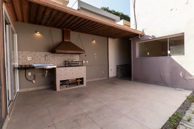 Imagem Casa com 3 Quartos à Venda, 190 m² em Moema - São Paulo