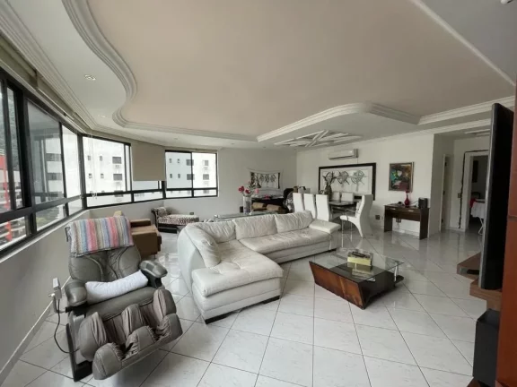 Imagem AMPLO APARTAMENTO COM 3 DORMITÓRIOS, SENDO 1 SUÍTE, 2 VAGAS, NA REGIÃO NOBRE DA PITANGUEIRAS NO GUARUJÁ.