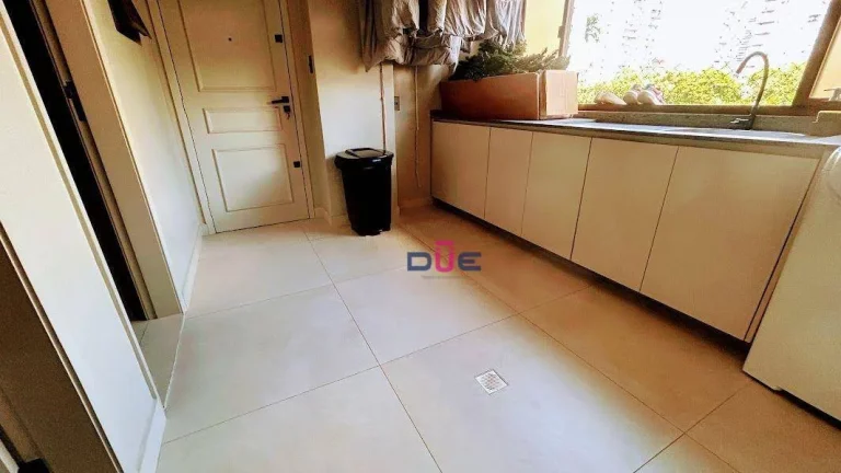 Imagem Apartamento com 4 dormitórios à venda, 237 m² por R$ 3.200.000 - Boqueirão - Santos/SP