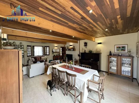 Imagem Casa Rústica, Mista alvenaria/madeira de lei, 3 dorms/1ste, gourmet