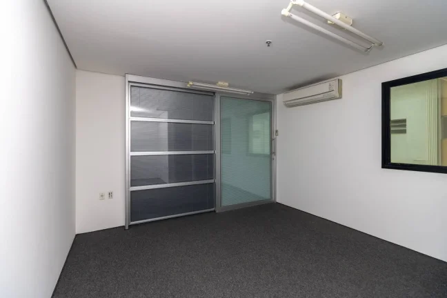 Imagem Ótimo cj comercial no Jardim Paulista, Alameda Lorena, 31 m2