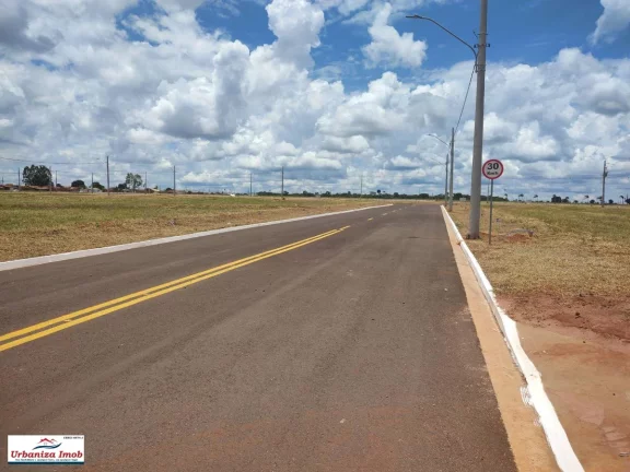 Imagem Villaggio Santa Inês - Terreno com 250m2 - Meio de Quadra à venda já Parcelado em Campo Grande