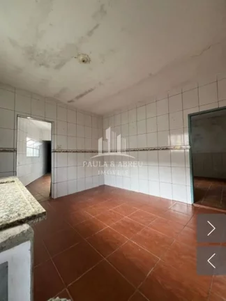 Imagem Casa com 183m², Escritura, 2 Quartos, Sala, Copa, Cozinha e 1 Banheiro, 2 Vagas, no Jardim Itapark, Mauá-SP