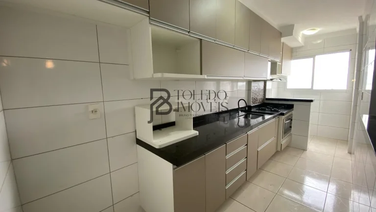 Imagem Apartamento de 2 Dormitórios sendo 1 Suíte na Guilhermina - Praia Grande