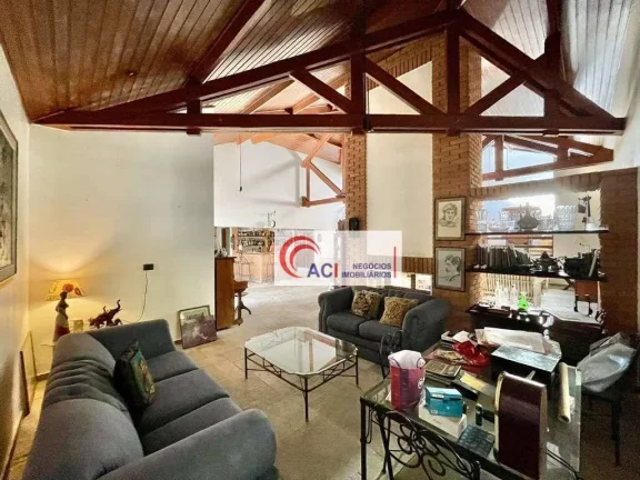 Casa com 5 Quartos à Venda ou Locação, 923 m² em Vila Santo Antônio - Cotia
