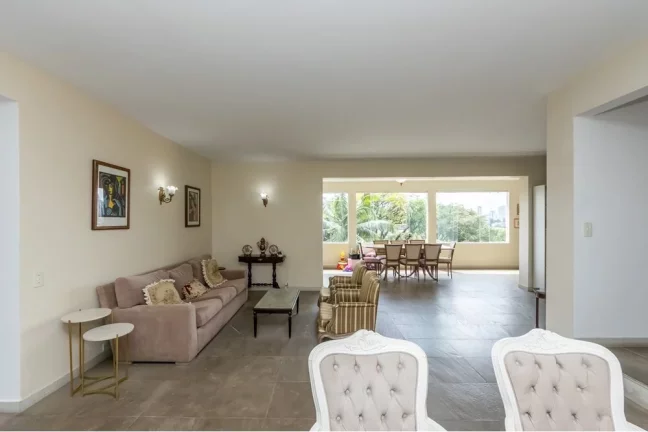 Imagem CASA RESIDENCIAL em São Paulo - SP, Pacaembu