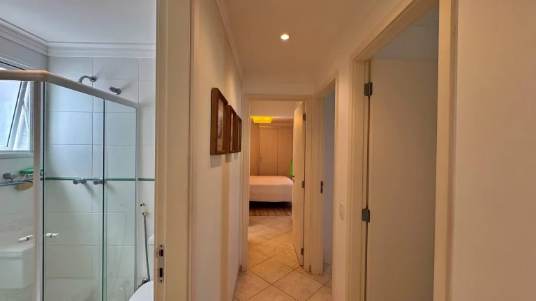 Imagem Apartamento com 3 dormitórios à venda, 113 m por R$ 3.300.000,00 - Riviera