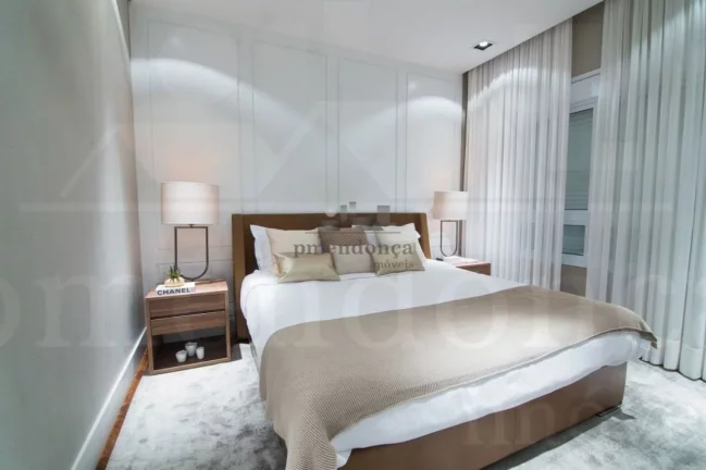 Imagem Apartamentos com 4 quartos e 5 vagas à venda em Vila Romana, 164m²
