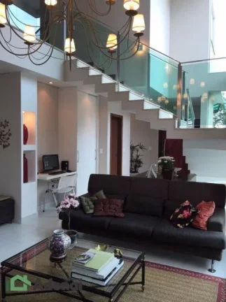 Imagem Sobrado com 4 Quartos e 4 banheiros à Venda, 365 m² por R$ 1.790.000