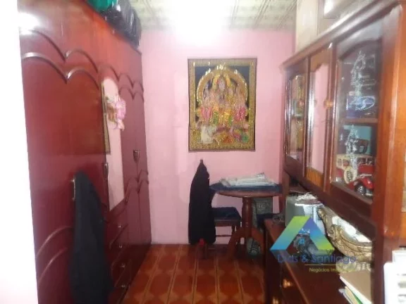 Imagem Linda casa com 3 dormitórios, 3 vagas, 3 banheiros área gourmet com fácil acesso a comércios e principais avenidas.