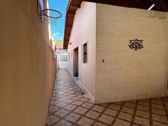 Imagem Casa à venda em São José dos Campos, Jardim das Indústrias - 250m²
