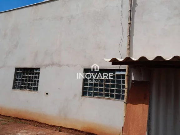 Imagem Rancho com 3 dormitórios à venda, 120 m² por R$ 350.000,00 - Santa Maria - Itumbiara/GO