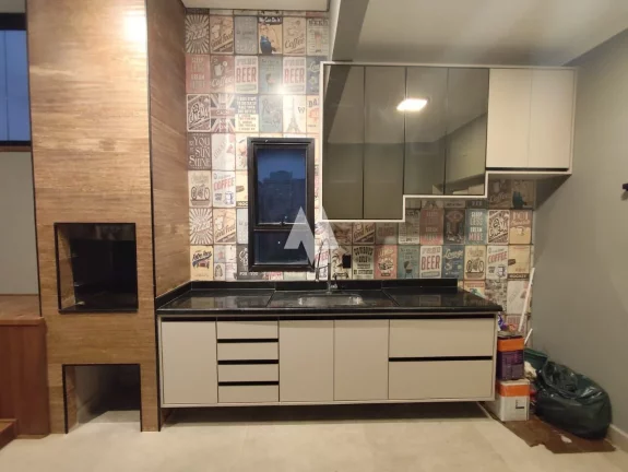 Imagem Cobertura Penthouse à venda com 3 dormitórios, Spa privativo e Vista para o mar no bairro da Pompéia em Santos/SP