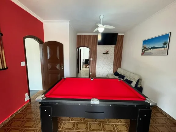 Imagem Maravilhosa Casa Isolada com Piscina na Guilhermina, Praia Grande