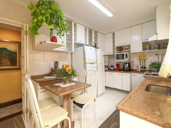Imagem Casa à venda com 4 quartos, sendo 2 suítes, em Vila Sônia, São Paulo - SP