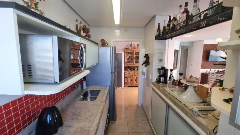 Imagem Flat com 3 dormitórios à venda, 113 m² - Pitangueiras - Guarujá/SP