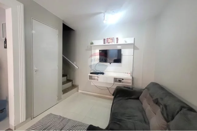 Imagem Casa á venda com 58m², 2 quartos em Marechal Hermes - Rio de Janeiro