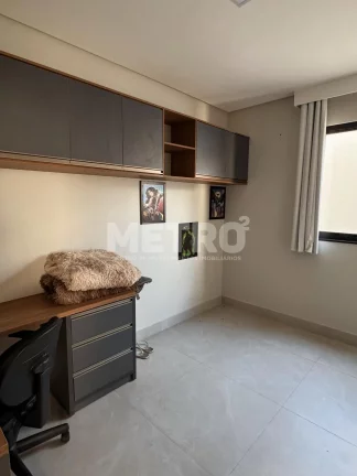 Imagem Casa no Cond. Buona Vita, 4 quartos, sendo dois suítes, uma com closet