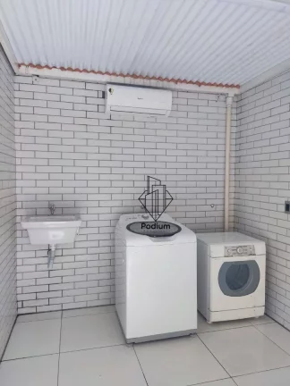 Imagem Apartamento de porteira fechada com varanda / sacada no Cabo Branco -AP2727.