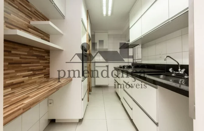 Imagem Apartamento na Barra Funda com 96m² em andar alto, 3 quartos e 2 vagas.