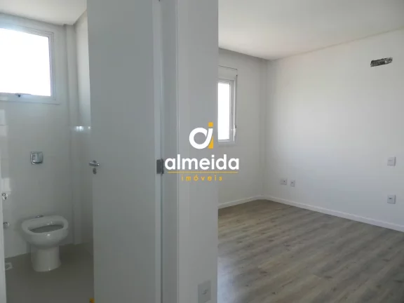 Imagem Cobertura 4 dormitórios à venda Centro Santa Maria/RS