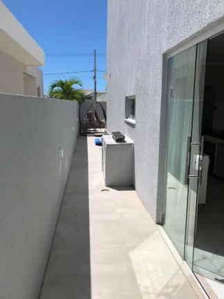 Imagem Casa à venda no Condomínio Terras Alphaville 1 - Espaçosa e Requintada