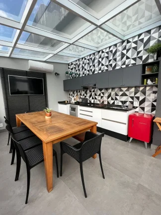 Imagem Cobertura 119 M², 2Q, 1 Suíte, 2 Banheiros, 2 Vagas, Piscina aquecida, Academia, Pet place, Sauna, Sala de pilates e massagem, Salão de festas.