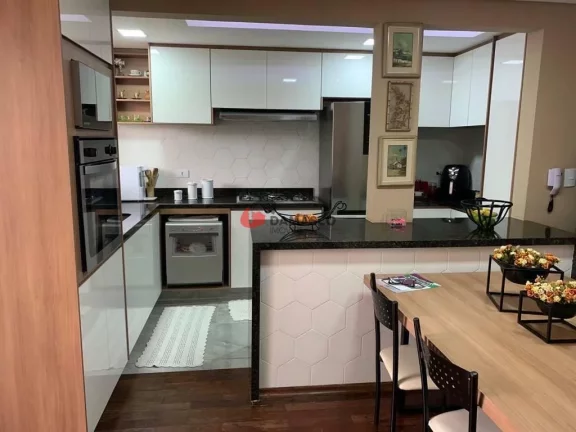 Imagem Sobrado à venda 3 Quartos, 1 Suite, 4 Vagas, 220M², Santa Maria, São Caetano do Sul - SP