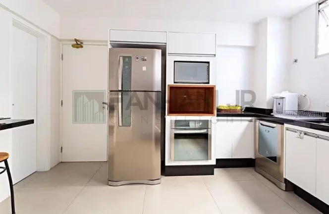 Imagem Imperdível: Apartamento de Altp Padrão com 4 Quartos e 2 Suítes no Jardim Paulista, São Paulo-SP!