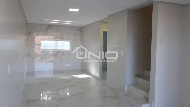Imagem Sobrado Suíte e 2 Quartos La Salle