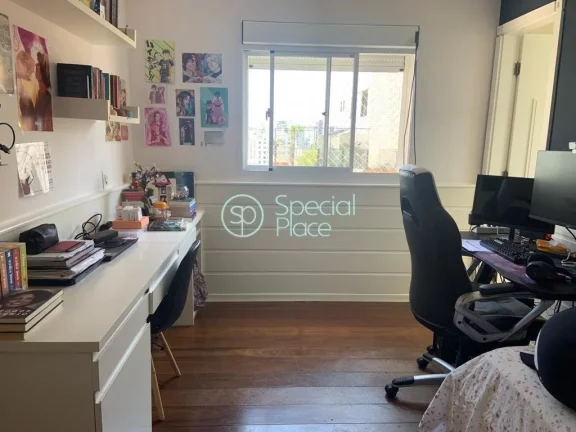 Imagem Morar na V Mariana , próximo ao parque do Ibirapuera , em rua arborizada e tranquila , dispensa com...