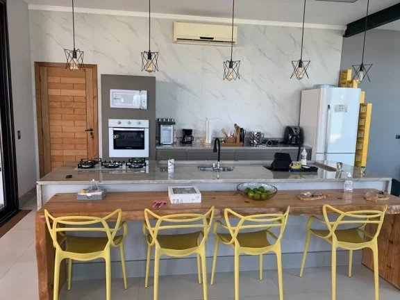 Imagem Sobrado com 5 dormitórios à venda, 529 m² por R$ 4.500.000,00 - Cigarras - São Sebastião/SP