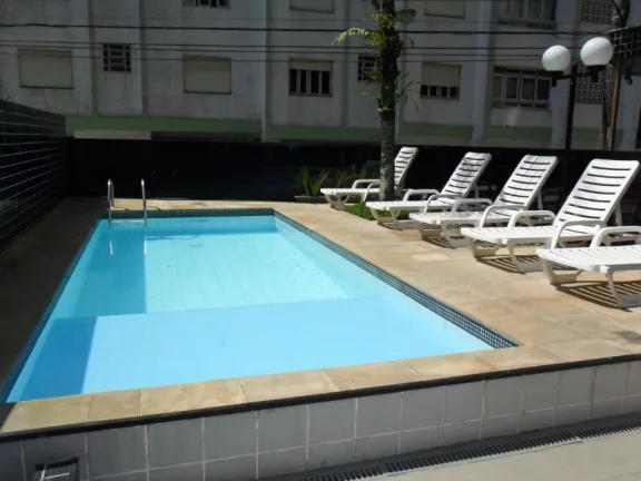 Imagem PITANGUEIRAS – NA QUADRA DA PRAIA, APARTAMENTO AMPLO, CLARO E SUPER AREJADO, LAZER NO PRÉDIO E 02 VAGAS DE GARAGEM.