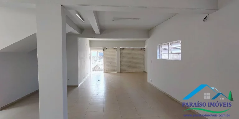 Imagem Ponto Comercial de 120m² para Aluguel no Centro de Paraisópolis, MG
