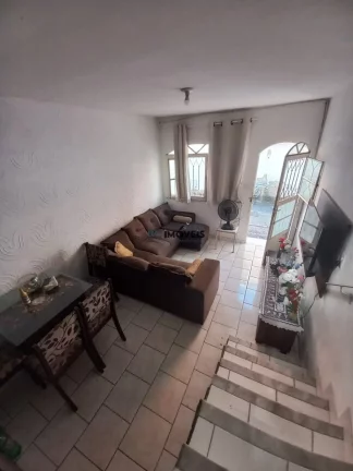 Imagem Casa a Venda no bairro Colubandê - São Gonçalo, RJ