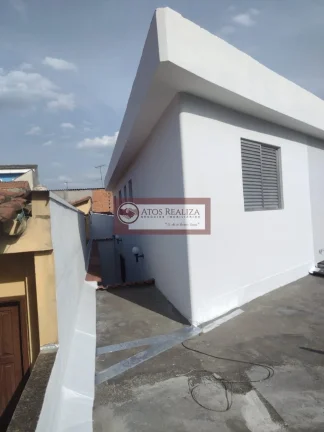 Imagem Sobrado em Vila Gea Campo Grande, 3 dormitórios, 02 vagas por R$3.000/mês