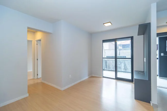 Imagem Apartamento de 2 quartos no bairro Campo Comprido