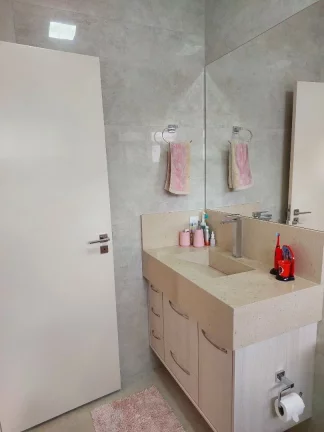Imagem CASA TÉRREA DE ESQUINA - ACABAMENTO FINO - CONDOMÍNIO CAMPOS DO CONDE 2 - PAULÍNIA