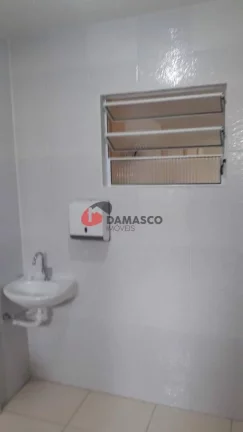 Imagem Salão Comercial à venda 3 Vagas, 243 m², Vila Califórnia, São Paulo - SP