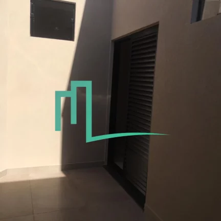 Imagem Lindíssima casa terra com terreno diferenciado em tamanho 200m2 no Residencial Esplanada Primo Meneghetti 2 tendo 156m2 de construção