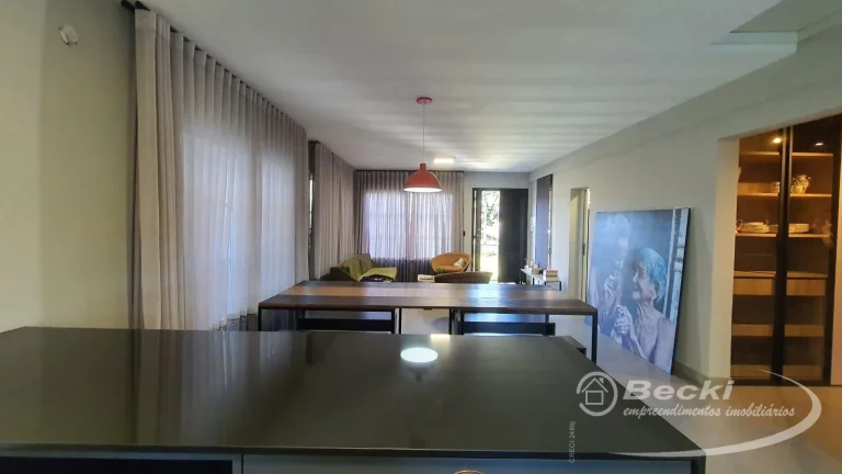 Imagem Casa alto padrão no bairro Nova Brasília - Joinville