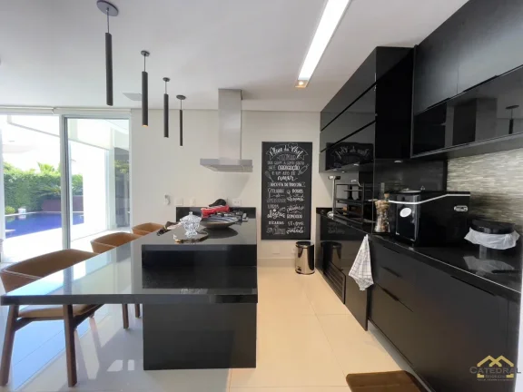 Imagem Casa no condomínio Veduta com 3 quartos suítes e piscina com 600m² de terreno