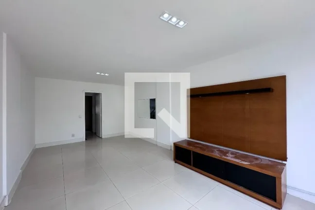 Imagem Casa à Venda - Recreio, 3 Quartos, 480 m2
