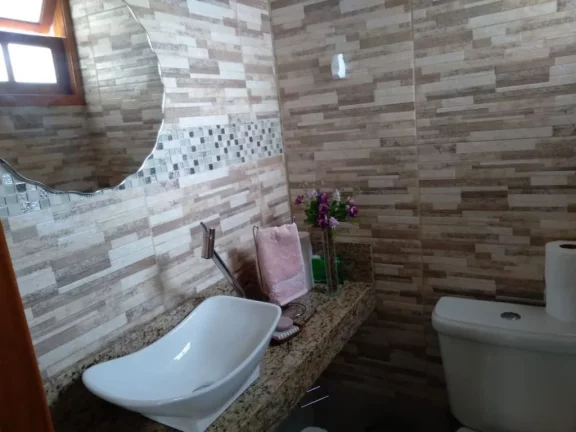 Imagem Sobrado com 3 dormitórios à venda, 238 m² por R$ 750.000,00 - Jardim Veneza - Mogi das Cruzes/SP