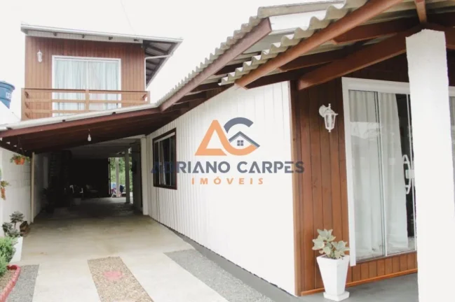 Imagem Casa com 04 quartos, no bairro Gravatá de Penha, Adriano Carpes Imóveis Vende