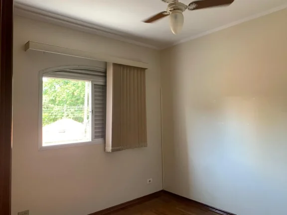 Imagem Apartamento em ótima localização, com 3 dormitórios com AE, sendo 1 suíte com ar-condicionado, ...