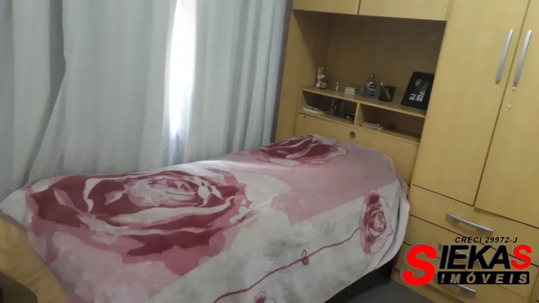 Imagem Casa à venda em São Paulo-SP, na Vila Carrao: 3 quartos, 1 sala, 2 vagas de garagem, 200m² de área!