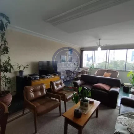 Imagem Luxuoso apartamento à venda na Aclimação, São Paulo-SP: 3 quartos, 1 suíte, 4 salas, 3 banheiros, 1 vaga, 140 m².