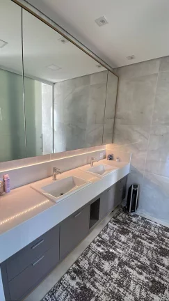 Imagem Sobrado Luxuoso