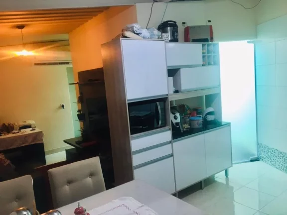 Imagem LINDA CASA A VENDA COM 2 QUARTOS 4 BANHEIROS COM PISCINA NA PRAIA DO MORRO GUARAPARI ES